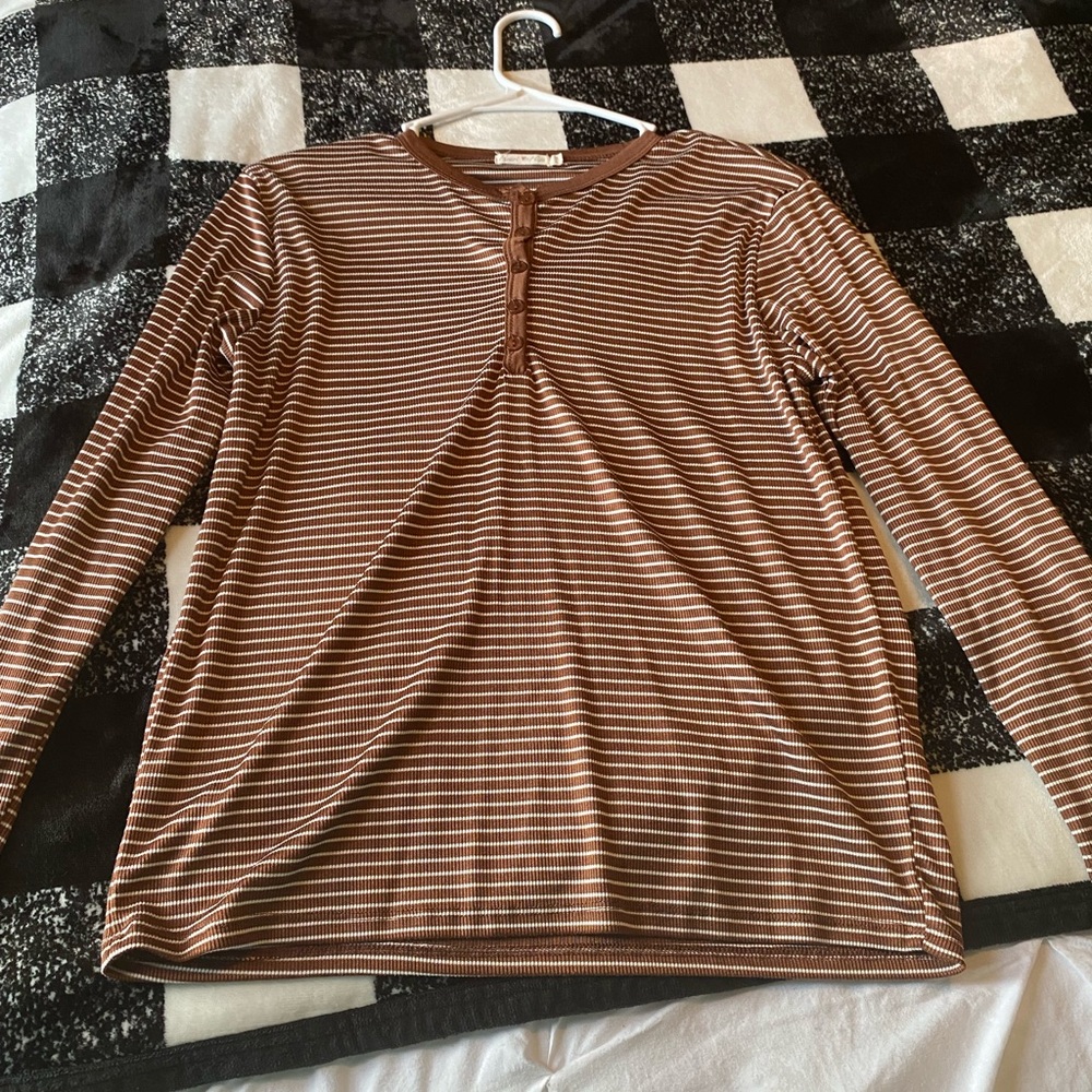 Long sleeve stripped shirt